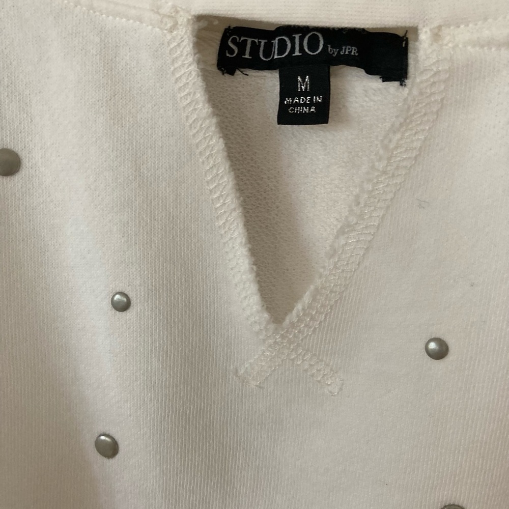 Womens stylish light sweatshirt - Picture 3 of 5